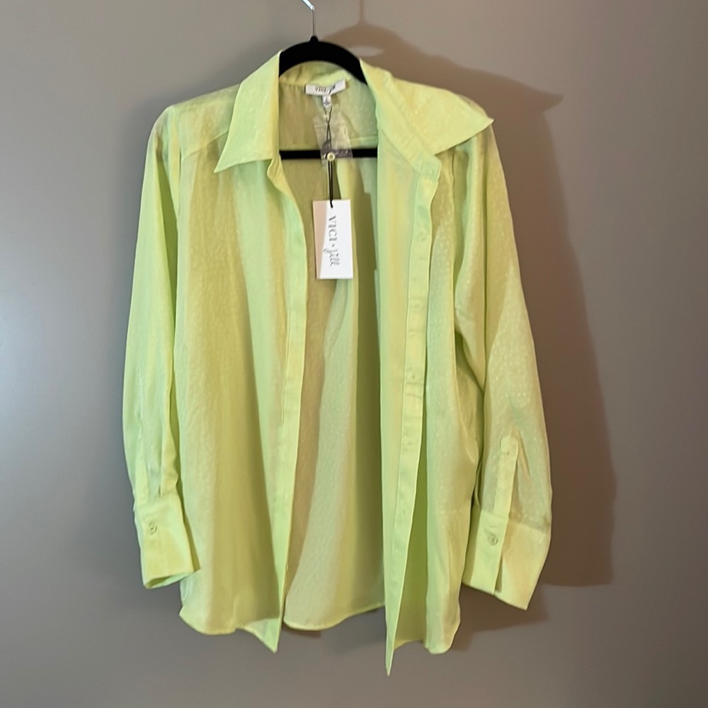 NWT Vici X Jill button down top